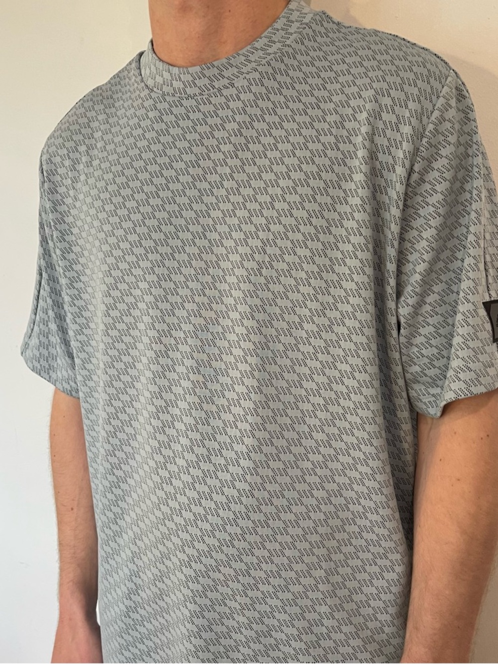 adidas Light Gray Patterned Short Sleeve Crewneck Tee